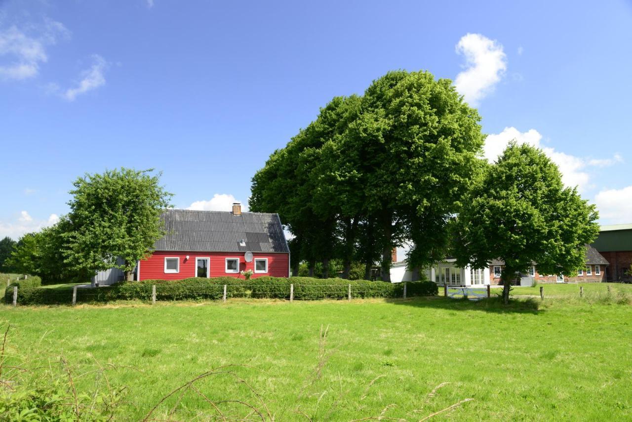 Fewo1846 - Rotes Haus - Idyllisch Gelegenes Haus Mit 2 Schlafzimmern Und Grossem Grundstueck Husby  Exterior photo